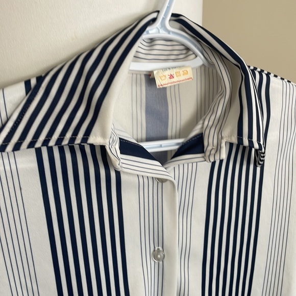 Vintage Striped button down shirt - Picture 2 of 5